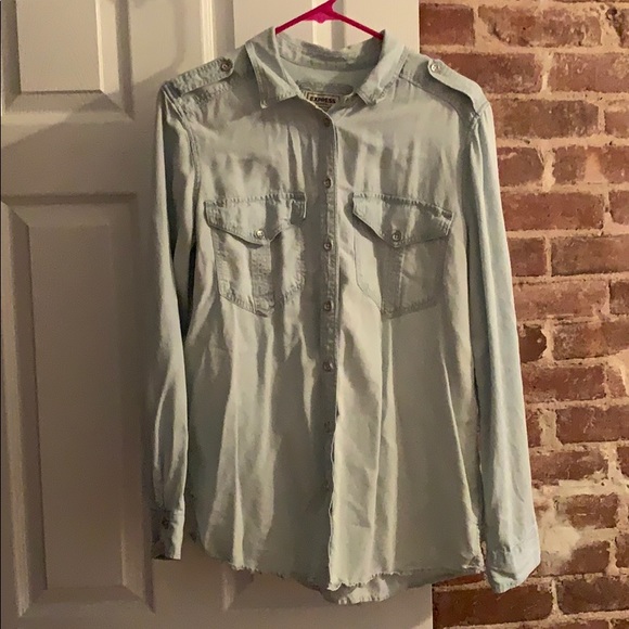Express Jean Button Up - Picture 6 of 9
